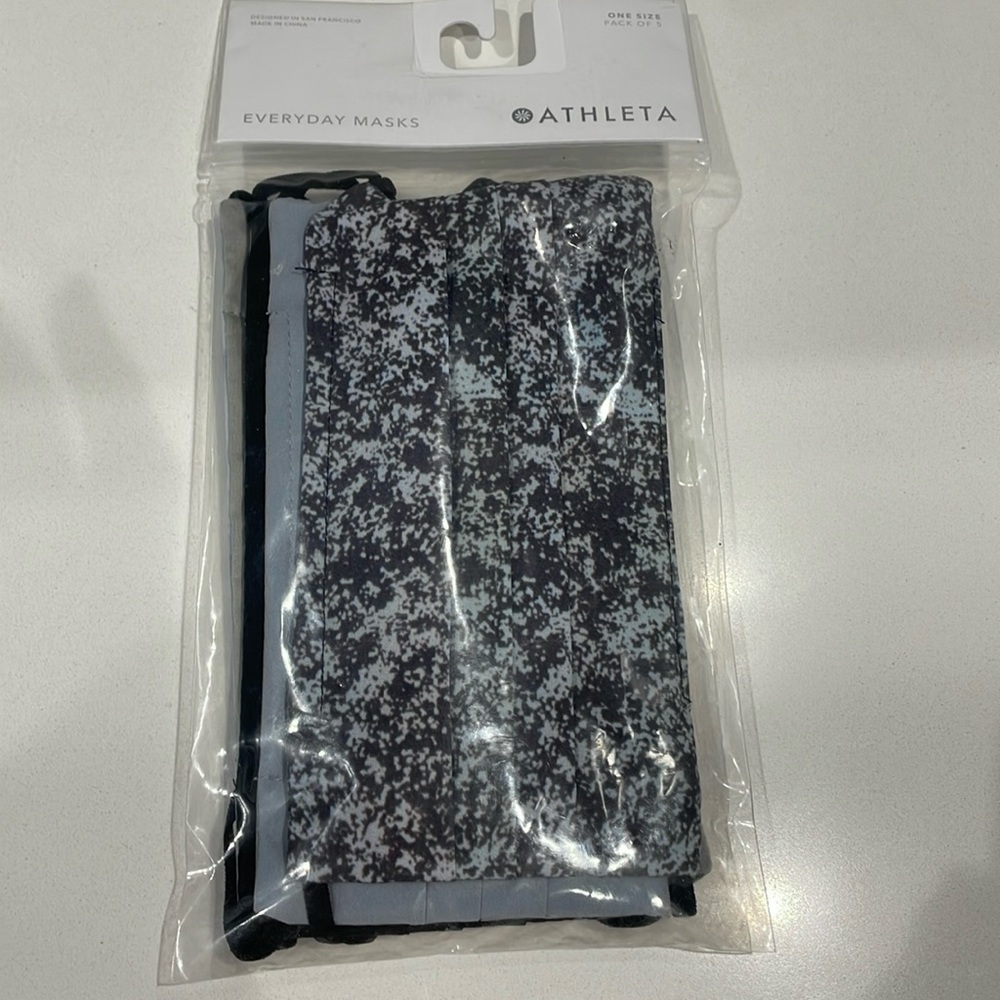 Athleta Everyday Set of 3 Masks—Lightweight and Breathable —New With Tags